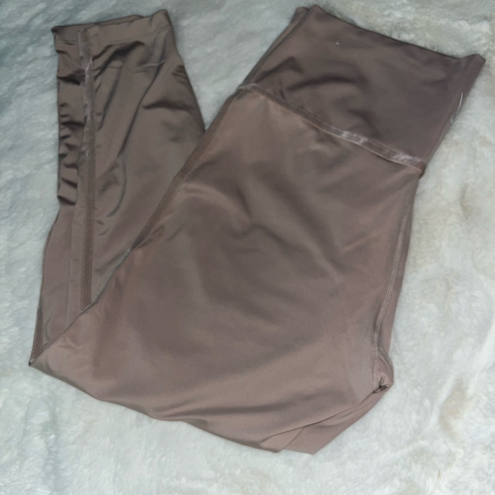 Blush Nike yoga pant with velvet trim XL